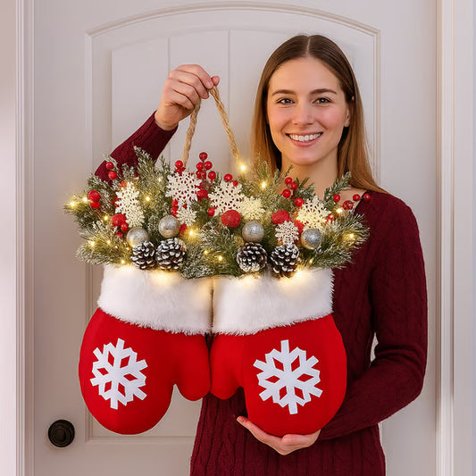 Twinkling Christmas Mitten Wreath
